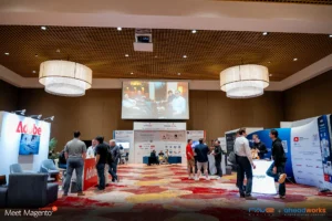 Expo Floor 06